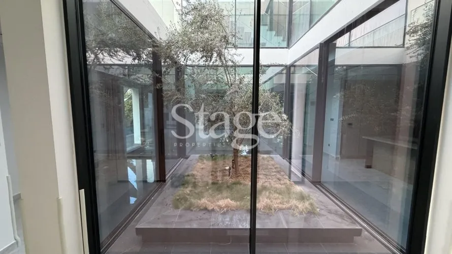 5 bedrooms villa for sale , Al Barari, Dubai, UAE No. 1218 № 3