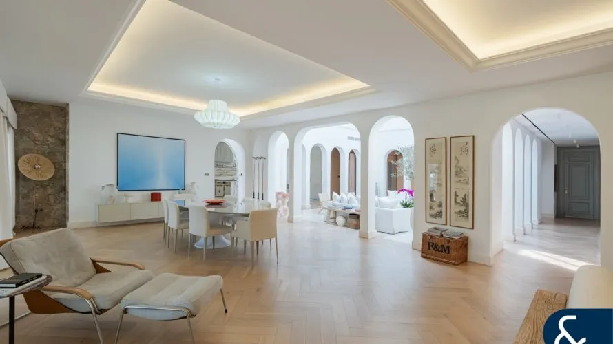 5 bedrooms villa for sale , The Villa, Dubai, UAE No. 1314 № 2