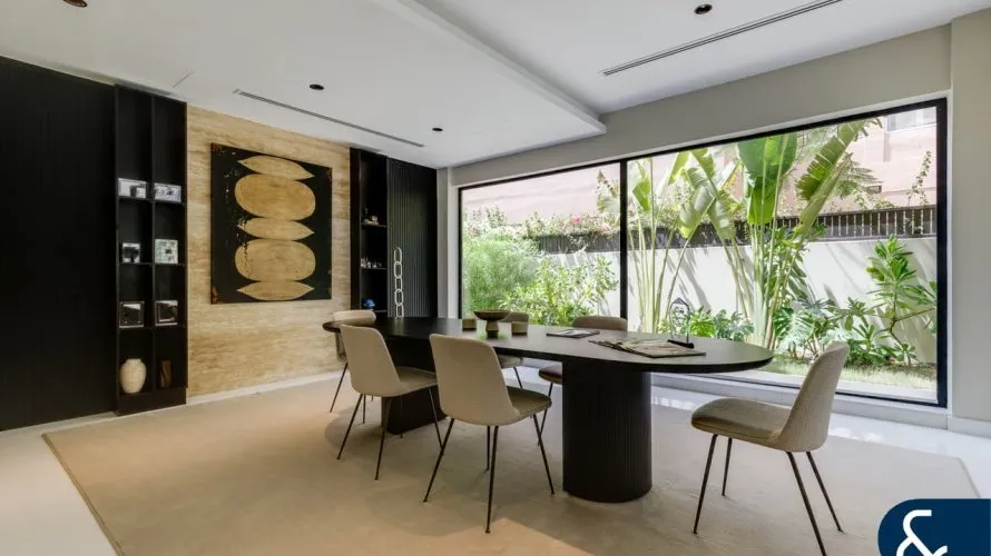 6 bedrooms villa for sale , The Lakes, Dubai, UAE No. 1371 № 5