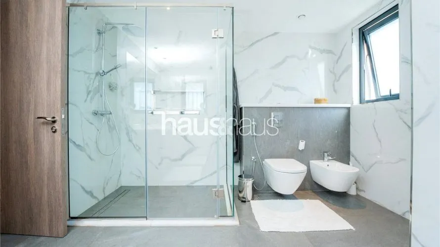 4 bedrooms villa for sale , Jumeirah Islands, Dubai, UAE No. 771 № 13