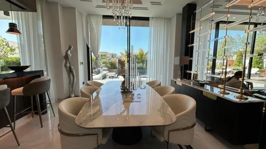 5 bedrooms villa for sale , Ghantoot, Abu Dhabi, UAE No. 579 № 2