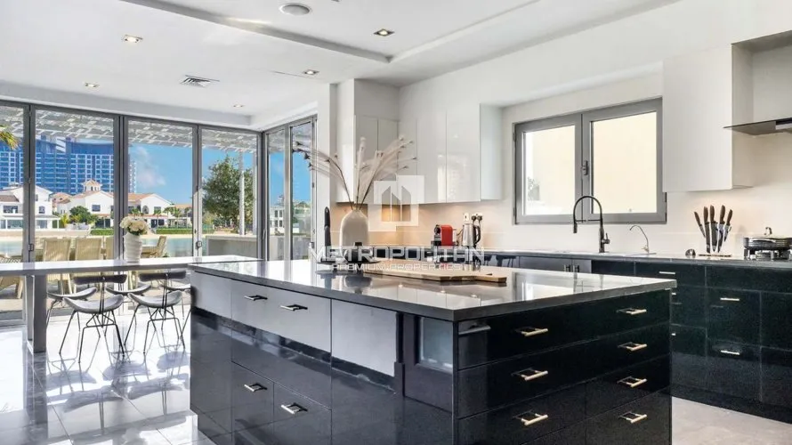 6 bedrooms villa for sale , Signature Villas, Palm Jumeirah, Dubai, UAE No. 1243 № 11