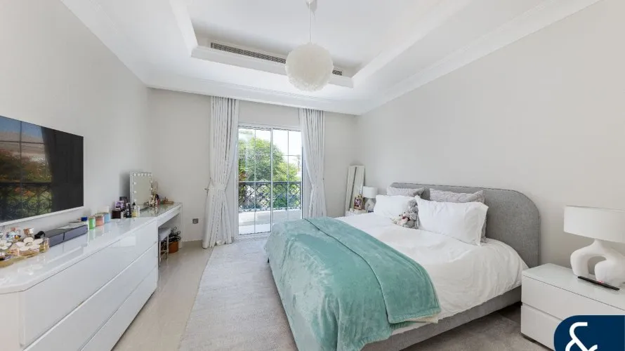 6 bedrooms villa for sale , Arabian Ranches, Dubai, UAE No. 1543 № 12