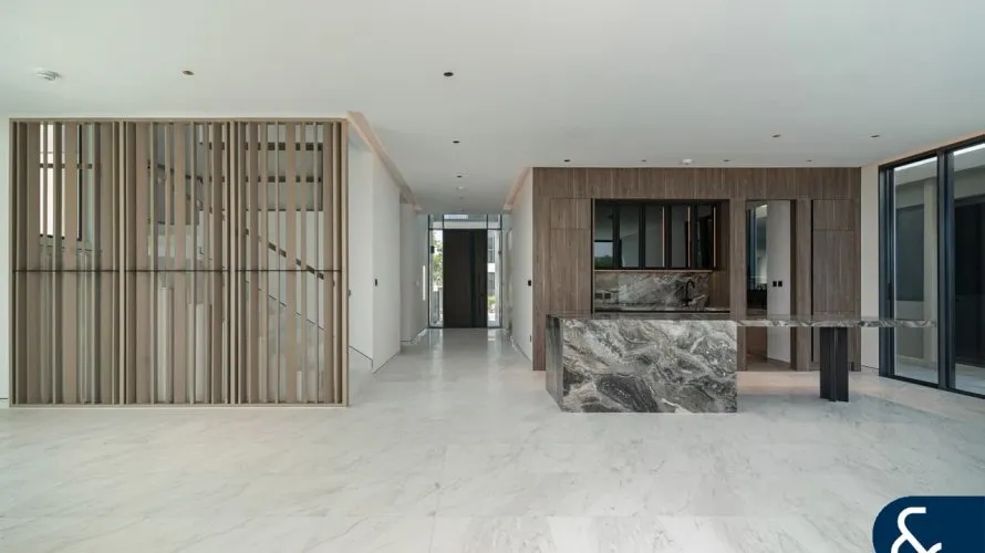 5 bedrooms villa for sale , Tilal Al Ghaf, Dubai, UAE No. 1535