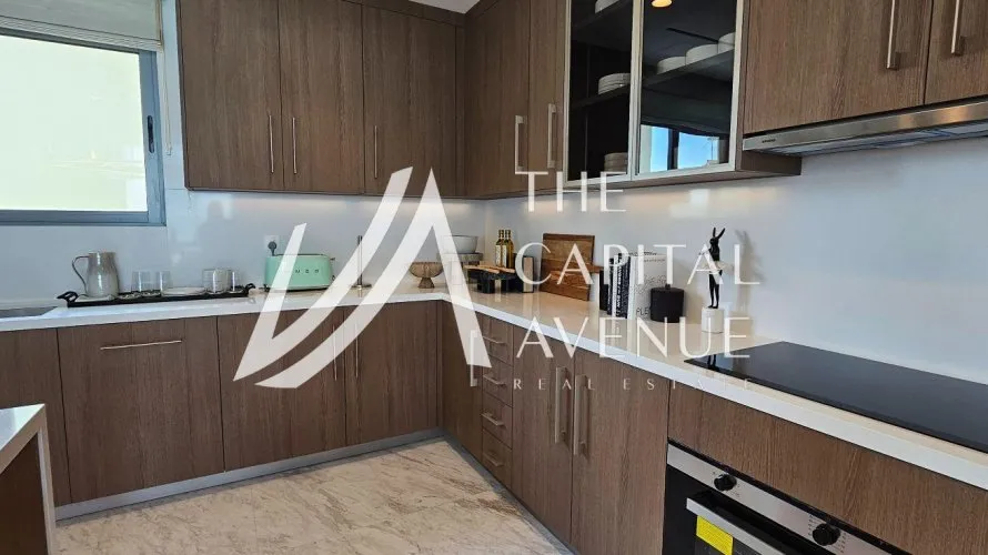 7 bedrooms villa for sale , Abu Dhabi, UAE No. 1502 № 5