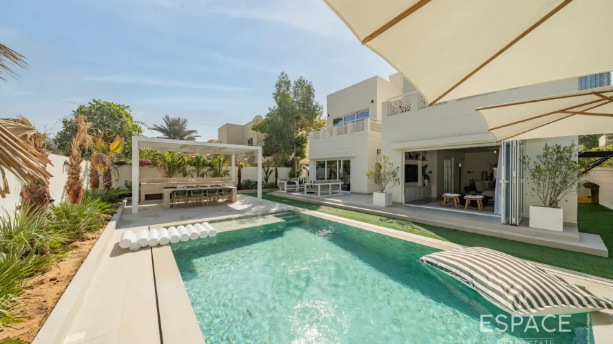 4 bedrooms villa for sale , Meadows, Dubai, UAE No. 1188 № 17