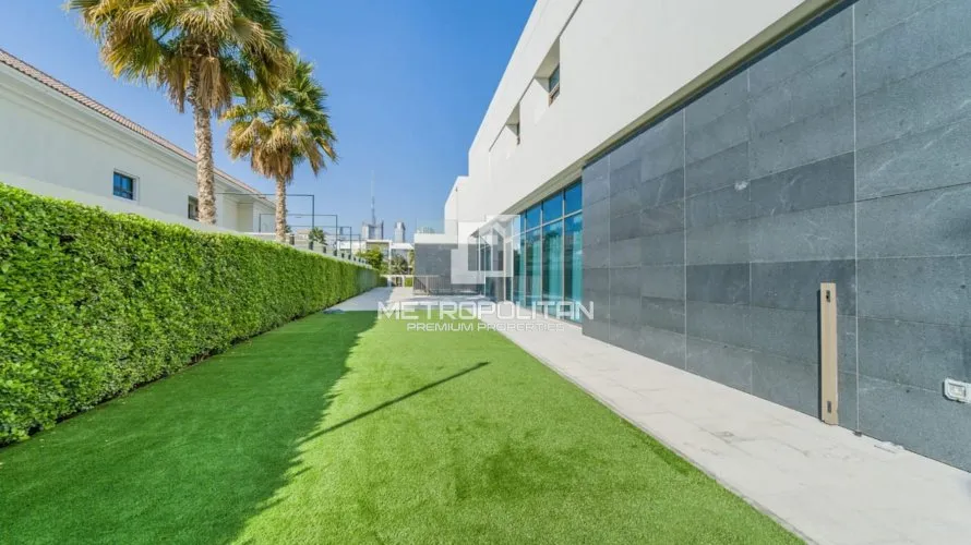 8 bedrooms villa for sale , District One, Mohammed Bin Rashid City, Dubai, UAE No. 674 № 23