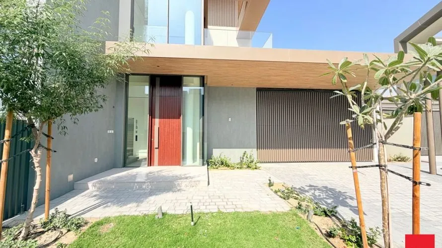 4 bedrooms villa for sale , Dubai, UAE No. 702 № 5