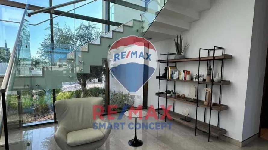 5 bedrooms villa for sale , Abu Dhabi, UAE No. 584 № 5