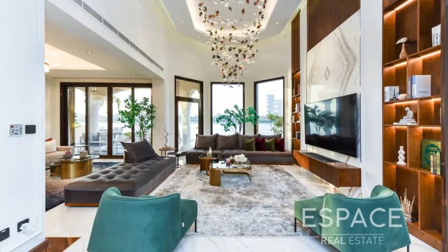 3 bedrooms villa for sale , Palm Jumeirah, Dubai, UAE No. 1024 № 1