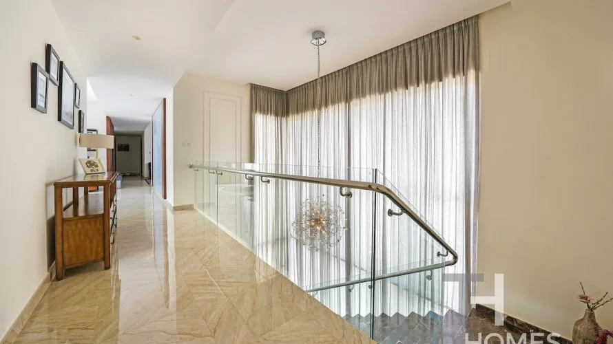 7 bedrooms villa for sale , Jumeirah Park, Dubai, UAE No. 645 № 15