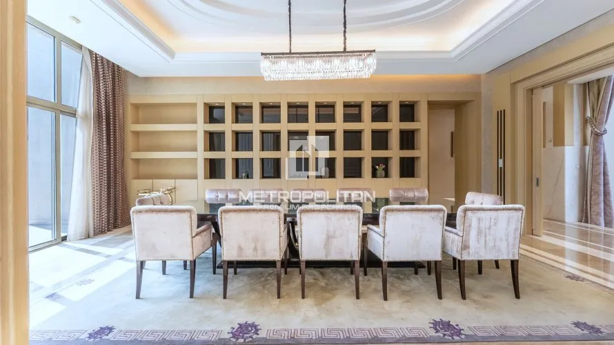 6 bedrooms villa for sale , Emirates Hills, Dubai, UAE No. 667 № 10