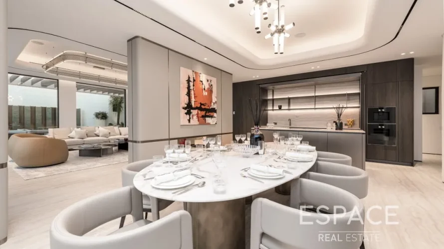 6 bedrooms villa for sale , Palm Jumeirah, Dubai, UAE No. 1052 № 5