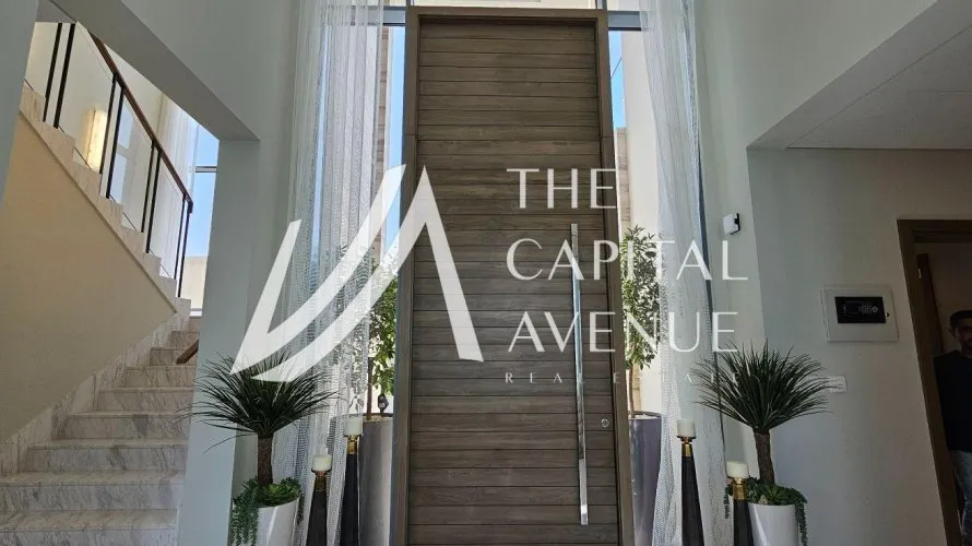 7 bedrooms villa for sale , Abu Dhabi, UAE No. 1502 № 2