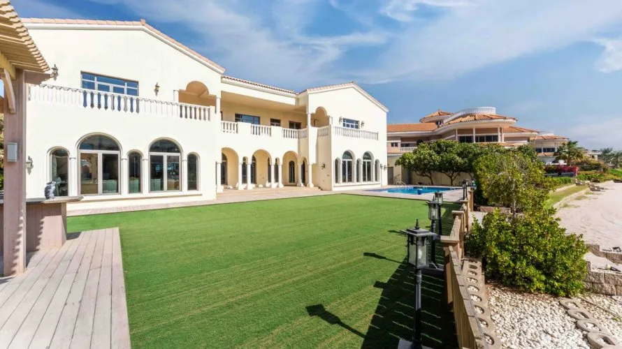 6 bedrooms villa for sale , Palm Jumeirah, Dubai, UAE No. 1690 № 18