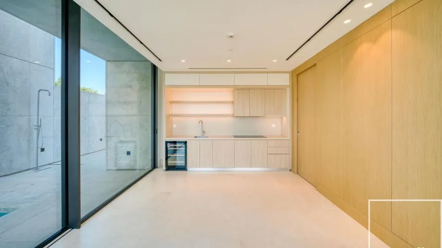 3 bedrooms villa for sale , Jumeirah, Dubai, UAE No. 1451 № 10