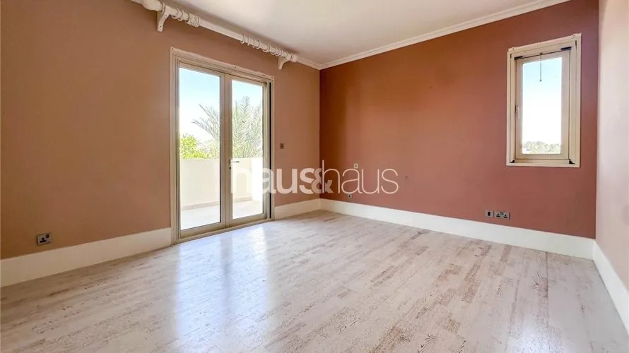 5 bedrooms villa for sale , Arabian Ranches, Dubai, UAE No. 786 № 16