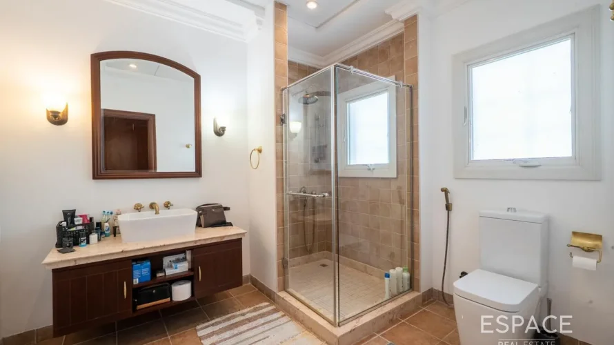 5 bedrooms villa for sale , Jumeirah Golf Estates, Dubai, UAE No. 1149 № 10