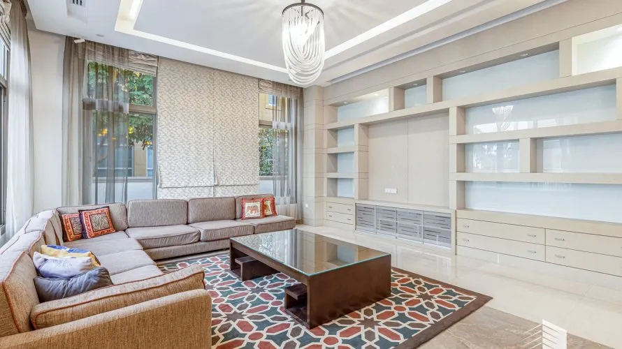 6 bedrooms villa for sale , Sector W, Emirates Hills, Dubai, UAE No. 321 № 21