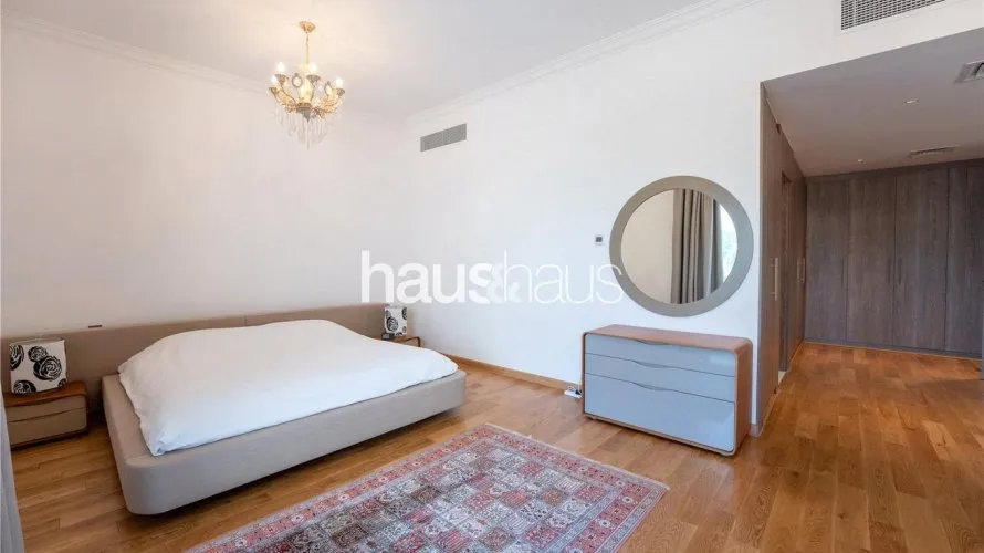 4 bedrooms villa for sale , Jumeirah Islands, Dubai, UAE No. 771 № 10