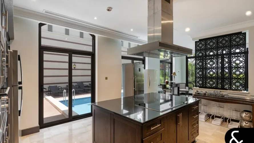 5 bedrooms villa for sale , The Crescent, Palm Jumeirah, Dubai, UAE No. 1312 № 12