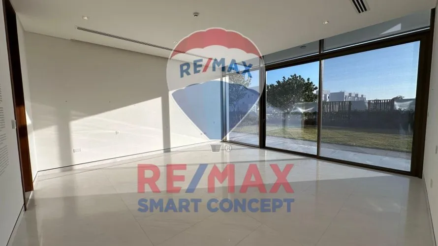 6 bedrooms villa for sale , Abu Dhabi, UAE No. 420 № 4