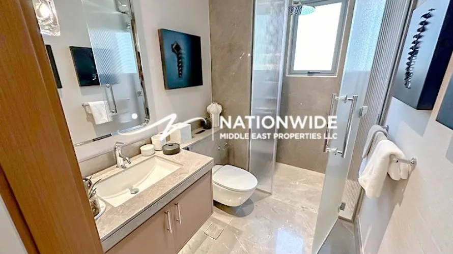 4 bedrooms villa for sale , Abu Dhabi, UAE No. 685 № 7