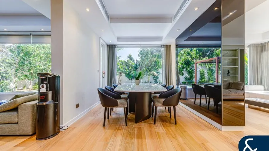 5 bedrooms villa for sale , Meadows, Dubai, UAE No. 1321 № 5