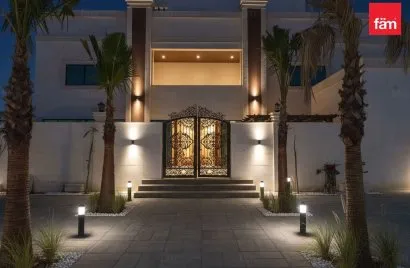6 bedrooms villa for sale , Dubai, UAE No. 1627