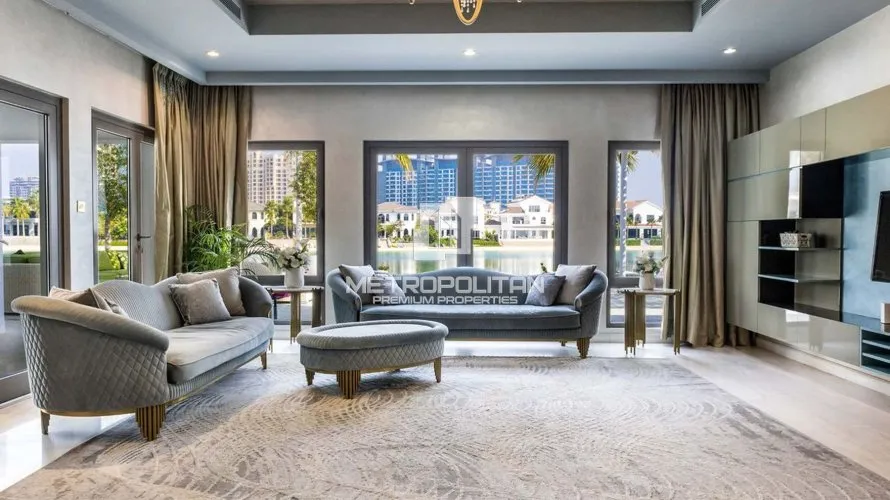 6 bedrooms villa for sale , Signature Villas, Palm Jumeirah, Dubai, UAE No. 1243 № 1