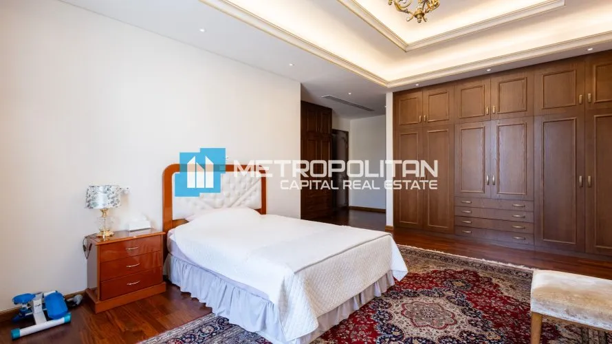 7 bedrooms villa for sale , Khalifa City, Abu Dhabi, UAE No. 1341 № 15