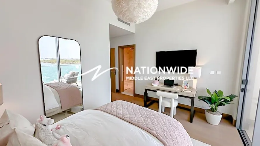 5 bedrooms villa for sale , Abu Dhabi, UAE No. 681 № 8