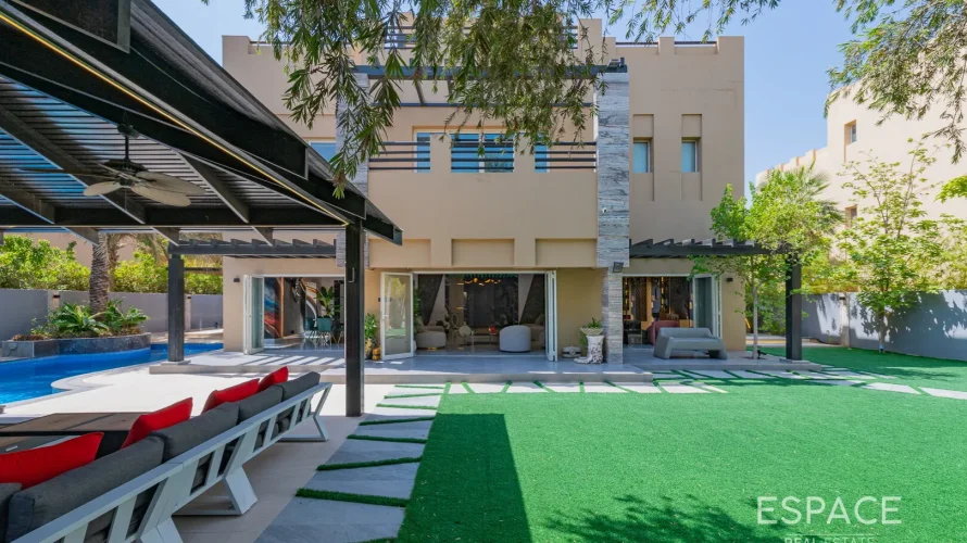 6 bedrooms villa for sale , Arabian Ranches, Dubai, UAE No. 1027 № 8