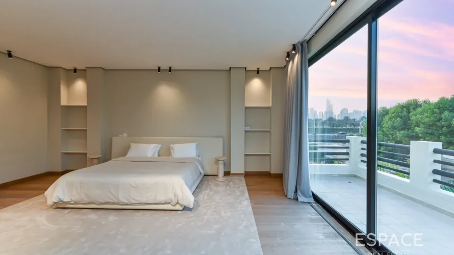 6 bedrooms villa for sale , The Lakes, Dubai, UAE No. 1038 № 12