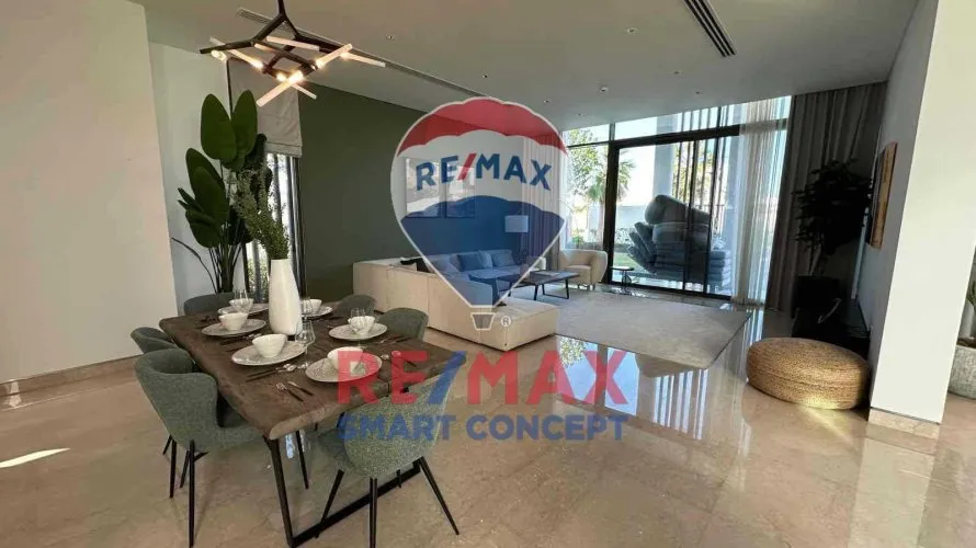 5 bedrooms villa for sale , Abu Dhabi, UAE No. 584 № 2