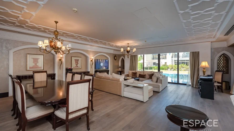 4 bedrooms villa for sale , Palm Jumeirah, Dubai, UAE No. 1036 № 2