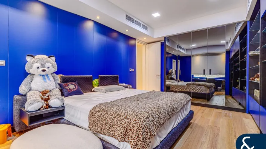 5 bedrooms villa for sale , Meadows, Dubai, UAE No. 1321 № 13