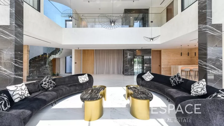 6 bedrooms villa for sale , Palm Jumeirah, Dubai, UAE No. 1060 № 3