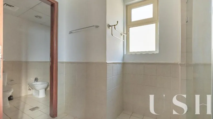 4 bedrooms villa for sale , Jumeirah Islands, Dubai, UAE No. 725 № 16