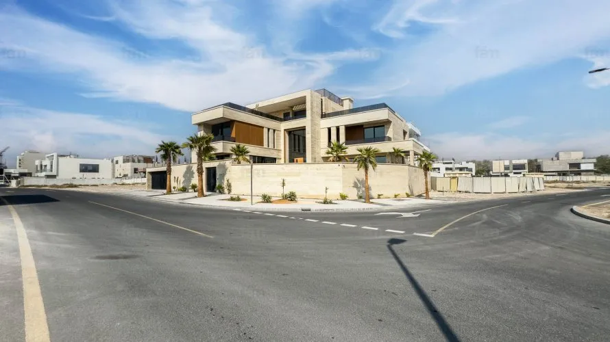 7 bedrooms villa for sale , Dubai, UAE No. 1068 № 24