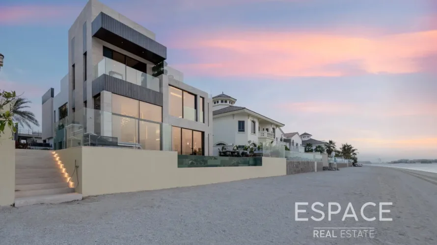 5 bedrooms villa for sale , Palm Jumeirah, Dubai, UAE No. 1057 № 17