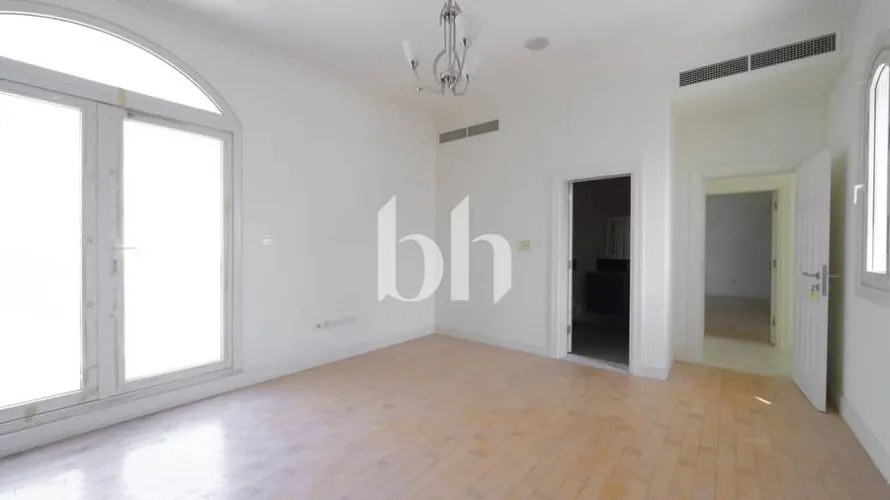 6 bedrooms villa for sale , Jumeirah Golf Estates, Dubai, UAE No. 965 № 16