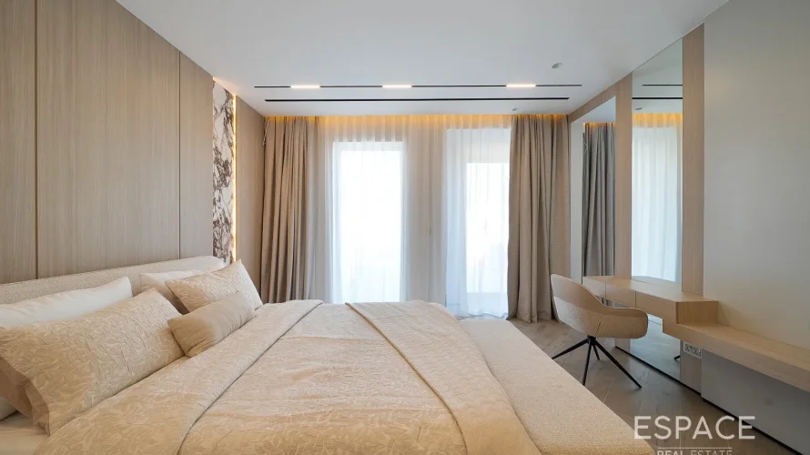 4 bedrooms villa for sale , Palm Jumeirah, Dubai, UAE No. 1018 № 7