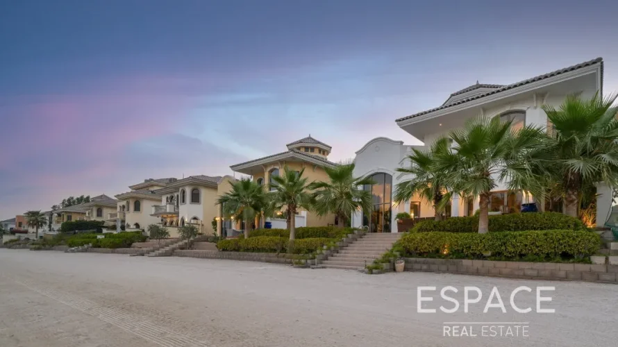 4 bedrooms villa for sale , Palm Jumeirah, Dubai, UAE No. 1050 № 19