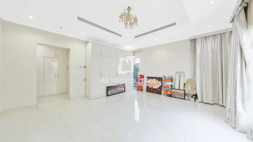 6 bedrooms villa for sale , Al Barsha, Dubai, UAE No. 1274 № 6