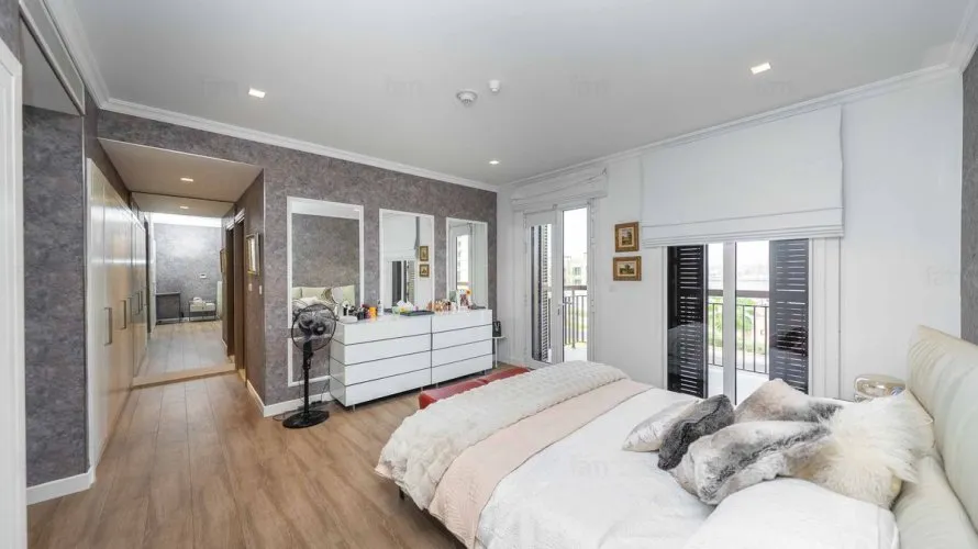 3 bedrooms villa for sale , Dubai, UAE No. 1072 № 13