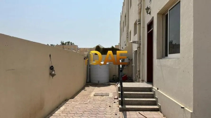 4 bedrooms villa for sale , Mirdif, Dubai, UAE No. 403 № 7