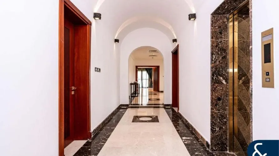 5 bedrooms villa for sale , Jumeirah Golf Estates, Dubai, UAE No. 1318 № 3