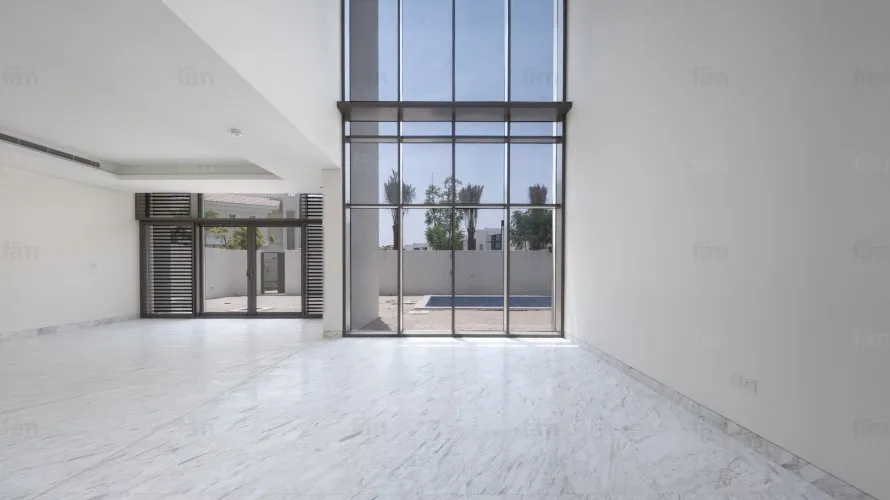 5 bedrooms villa for sale , Dubai, UAE No. 859 № 1