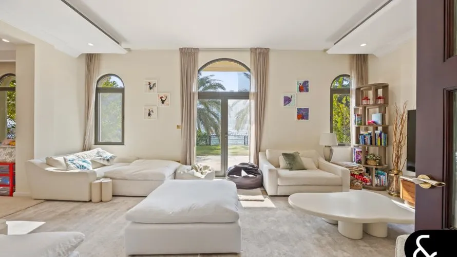 6 bedrooms villa for sale , Signature Villas, Palm Jumeirah, Dubai, UAE No. 1306 № 8